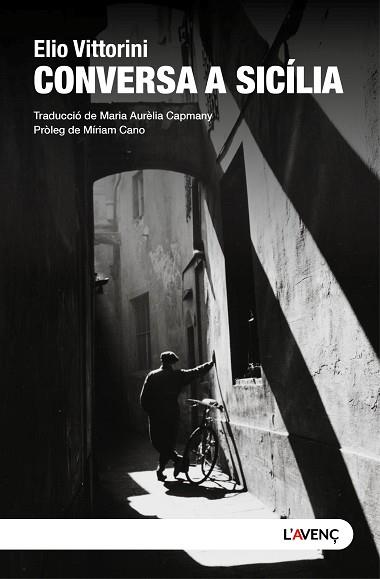 CONVERSA A SICÍLIA | 9788418680687 | VITTORINI, ELIO | Llibreria Huch - Llibreria online de Berga 