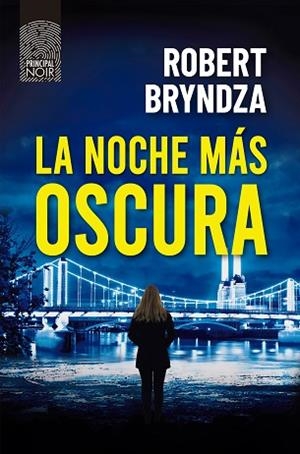 NOCHE MÁS OSCURA, LA | 9788418216312 | BRYNDZA, ROBERT | Llibreria Huch - Llibreria online de Berga 