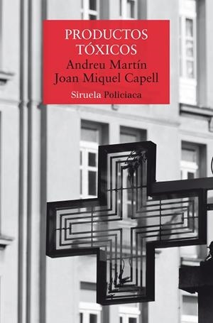 PRODUCTOS TÓXICOS | 9791387688974 | MARTÍN, ANDREU/CAPELL, JOAN MIQUELL | Llibreria Huch - Llibreria online de Berga 
