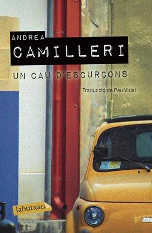 CAU D'ESCURÇONS, UN | 9788417420314 | CAMILLERI, ANDREA | Llibreria Huch - Llibreria online de Berga 