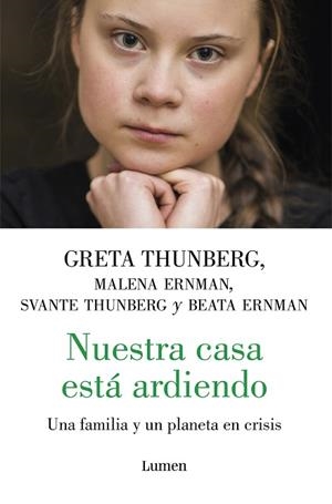 NUESTRA CASA ESTÁ ARDIENDO | 9788426407375 | THUNBERG, GRETA/VARIOS AUTORES, | Llibreria Huch - Llibreria online de Berga 